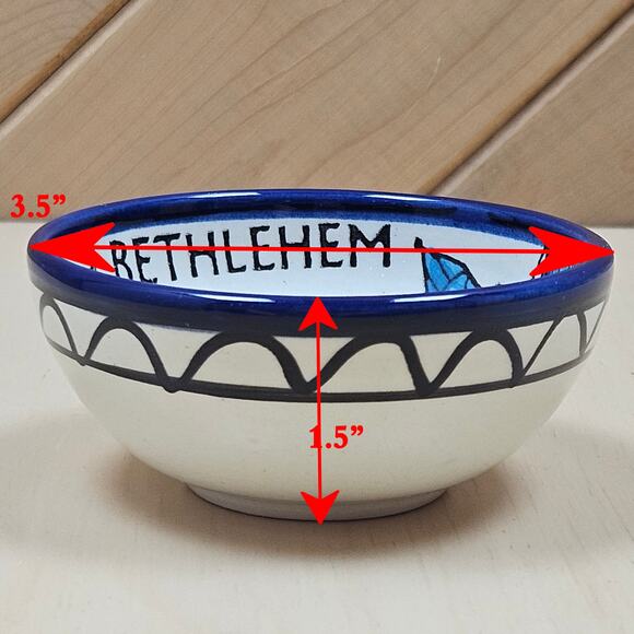 Little Bethlehem Trinket Dish 3.5" diameter, 1.5" tall Sauces, Change, Snacks - Picture 5 of 5
